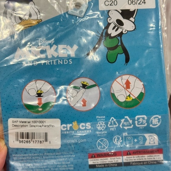 CROCS X Disney Mickey and Friends Jibbitz Charms 5 pieces set - Picture 2 of 9